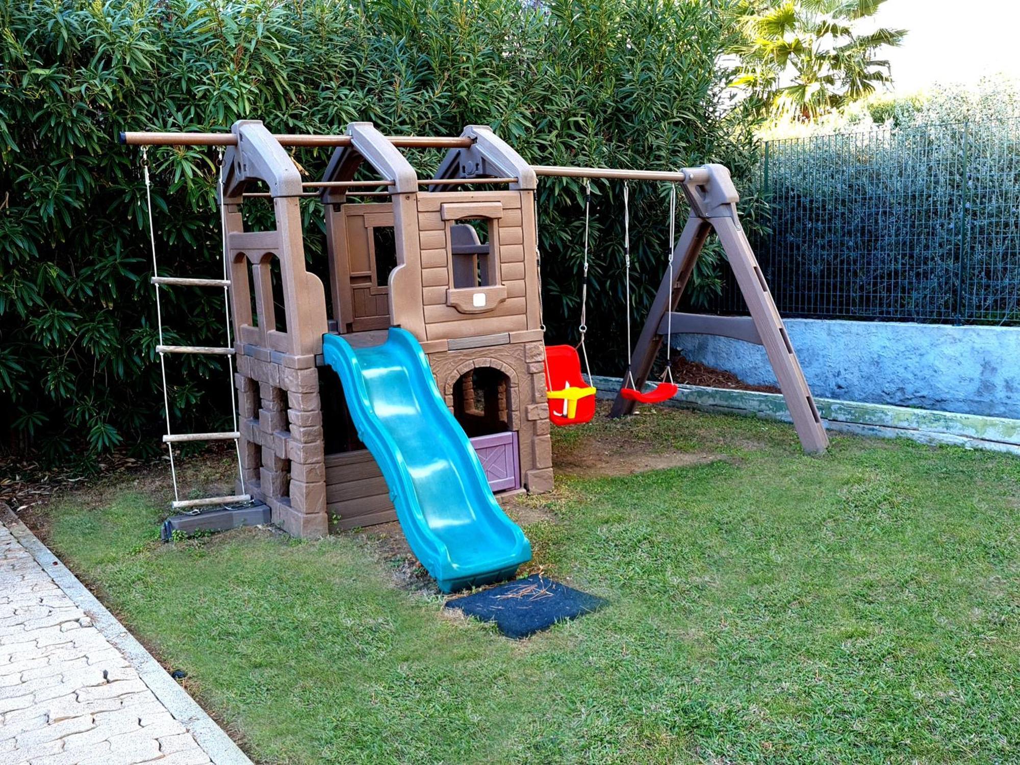 Elegante Appartamento Con Piscina - Wi-Fi & Box Privato ซานเรโม ภายนอก รูปภาพ