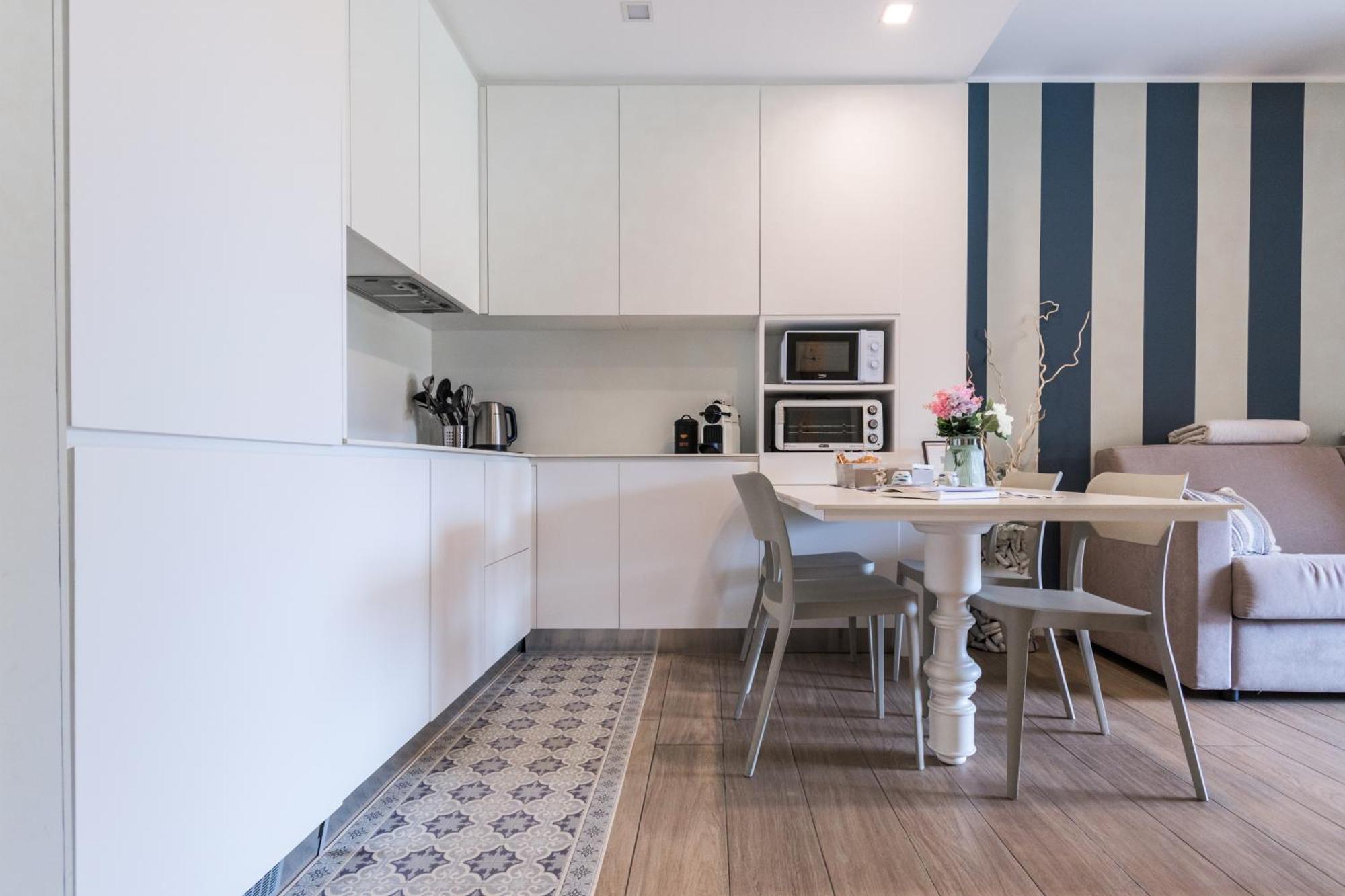 Elegante Appartamento Con Piscina - Wi-Fi & Box Privato ซานเรโม ภายนอก รูปภาพ
