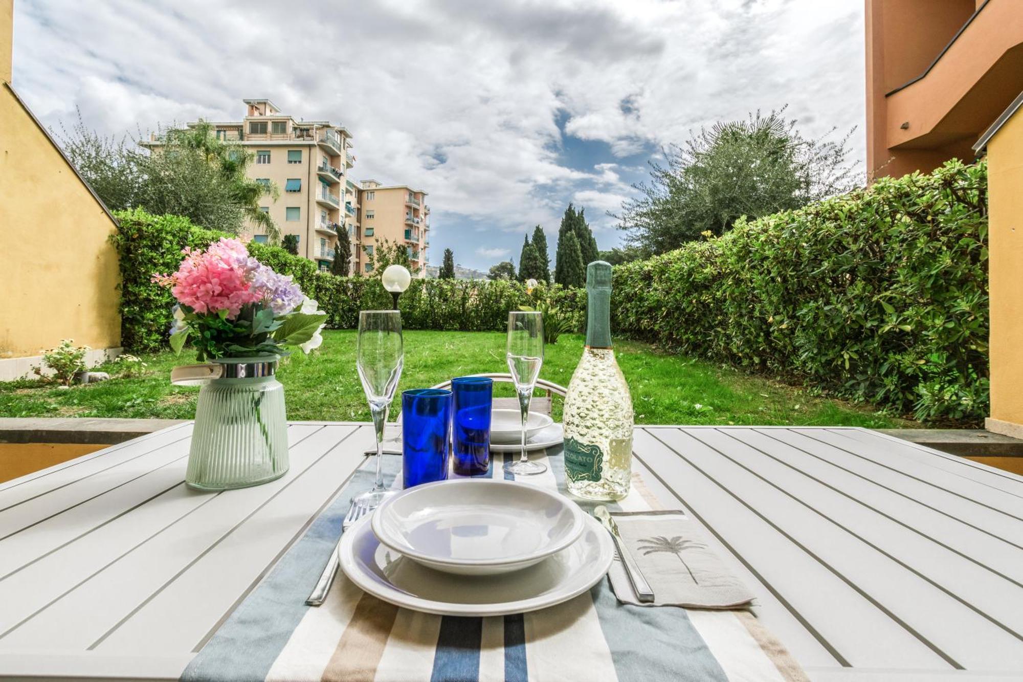 Elegante Appartamento Con Piscina - Wi-Fi & Box Privato ซานเรโม ภายนอก รูปภาพ